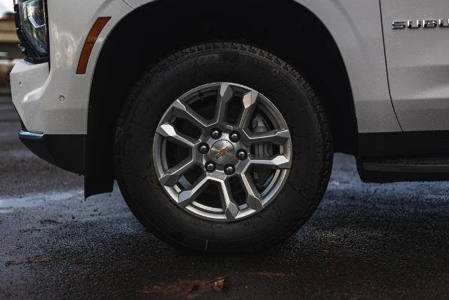 2025 Chevrolet Suburban Vehicle Photo in NEWBERG, OR 97132-1927