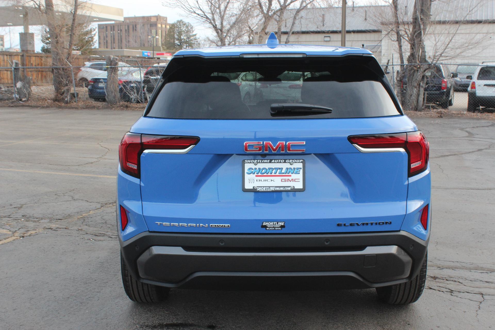 2025 GMC Terrain Vehicle Photo in AURORA, CO 80012-4011