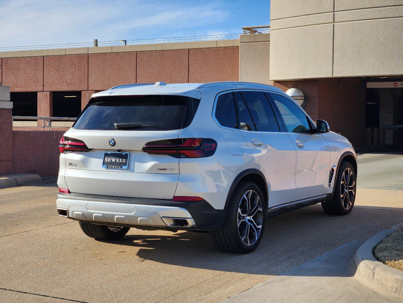 2024 BMW X5 sDrive40i Vehicle Photo in PLANO, TX 75024