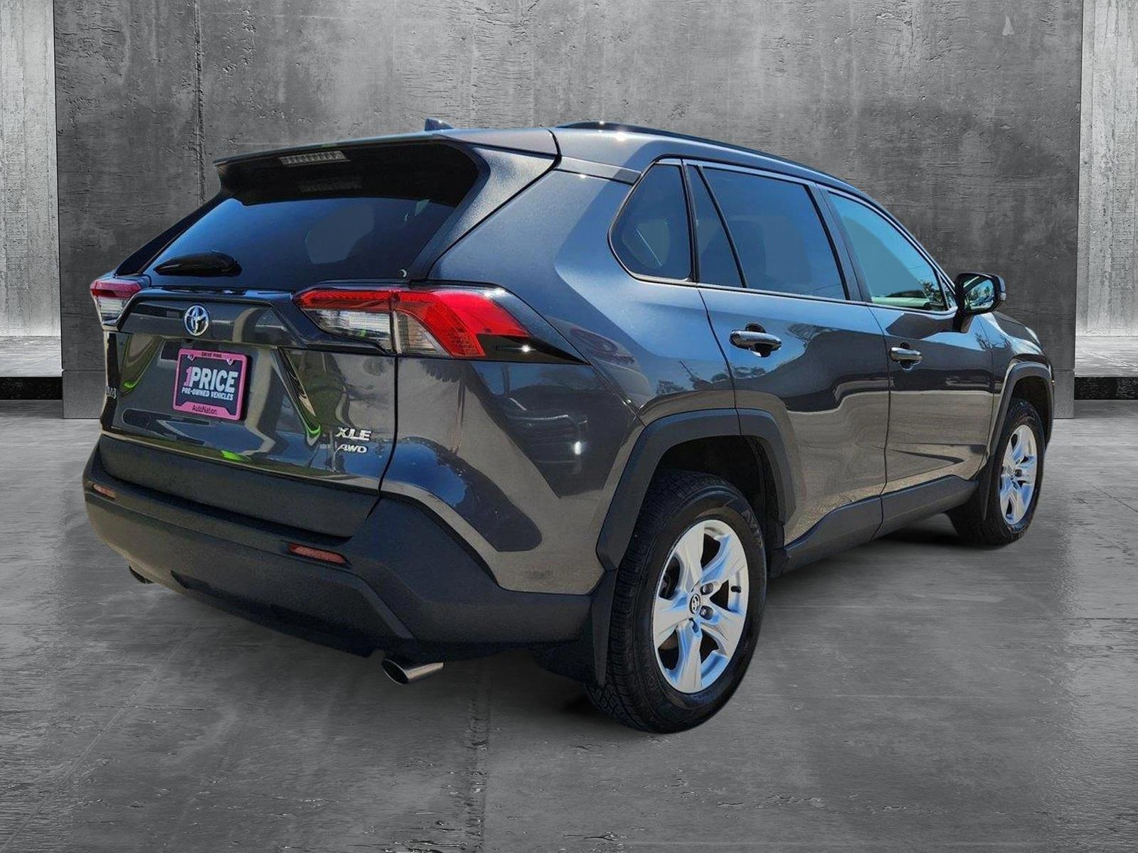 2020 Toyota RAV4 Vehicle Photo in Winter Park, FL 32792