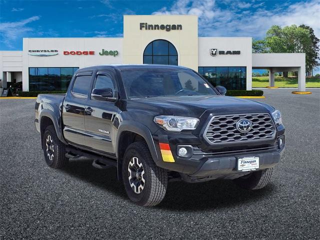 2022 Toyota Tacoma 4WD Vehicle Photo in ROSENBERG, TX 77471