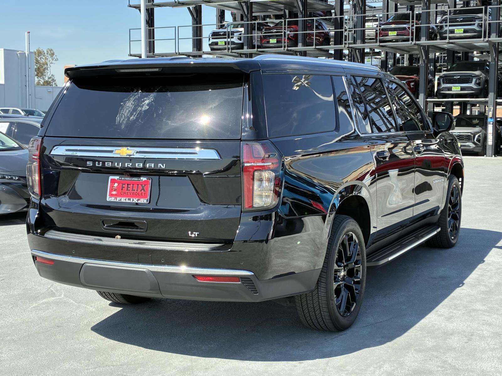 2023 Chevrolet Suburban Vehicle Photo in LOS ANGELES, CA 90007-3794