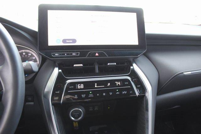2024 Toyota Venza Vehicle Photo in SAINT CLAIRSVILLE, OH 43950-8512