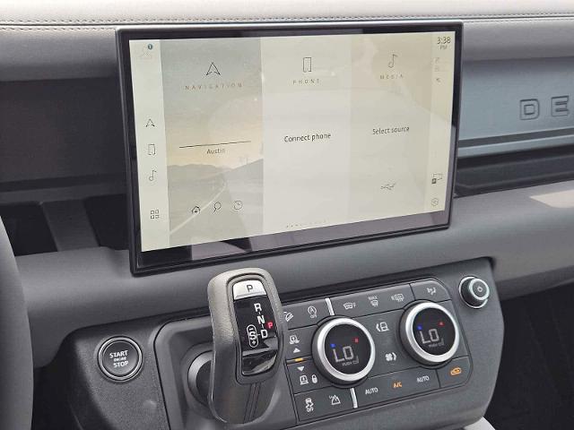 2025 Defender Vehicle Photo in AUSTIN, TX 78717
