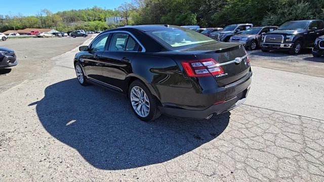 2017 Ford Taurus Vehicle Photo in Pleasant Hills, PA 15236