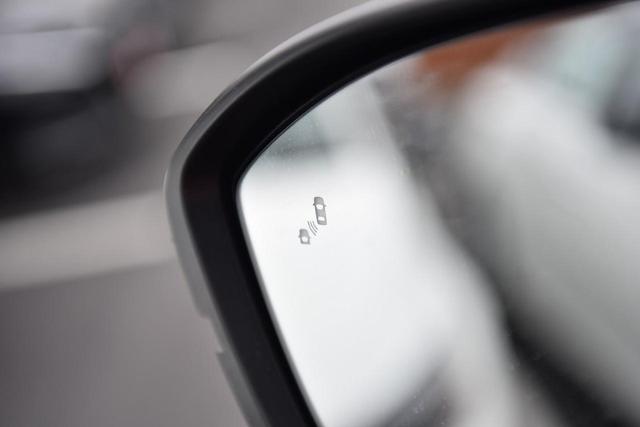 2025 Nissan Pathfinder Vehicle Photo in Ballwin, MO 63011