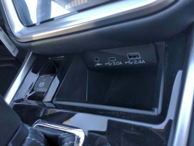 2025 Subaru Outback Vehicle Photo in Green Bay, WI 54304