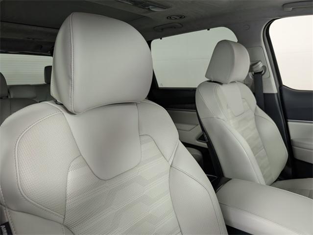 2023 Kia Telluride Vehicle Photo in ENGLEWOOD, CO 80113-6708