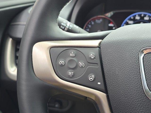 2024 GMC Terrain Vehicle Photo in Pleasant Hills, PA 15236