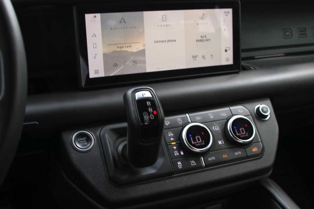 2020 Defender Vehicle Photo in SUGAR LAND, TX 77478