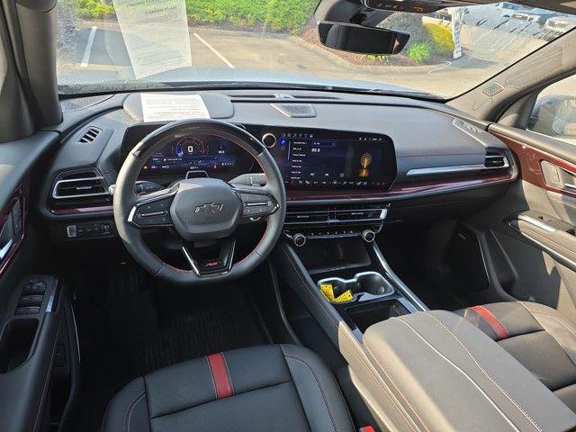 2024 Chevrolet Traverse Vehicle Photo in Pleasant Hills, PA 15236