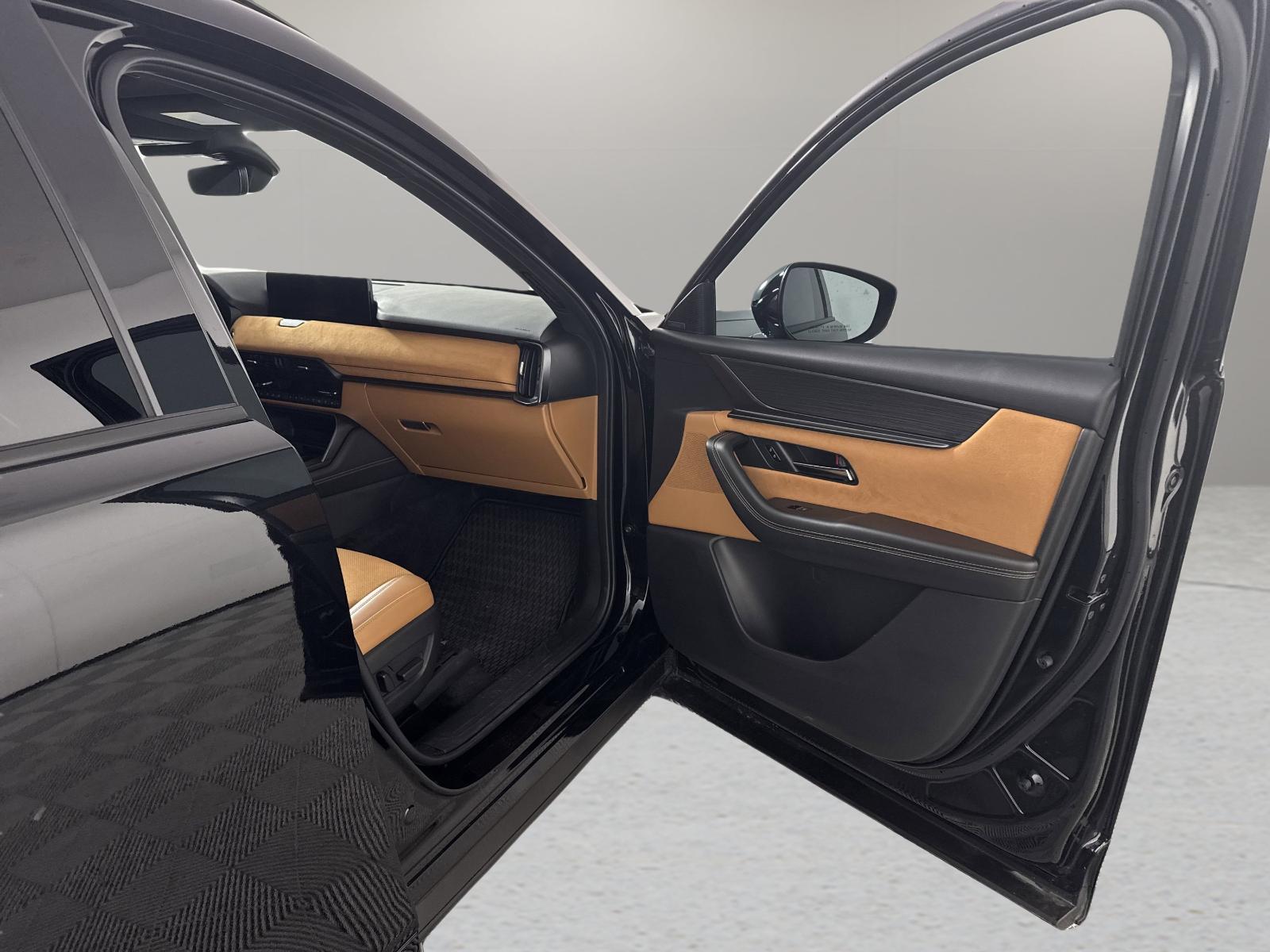 2025 Mazda CX-70 Vehicle Photo in Georgetown, TX 78626