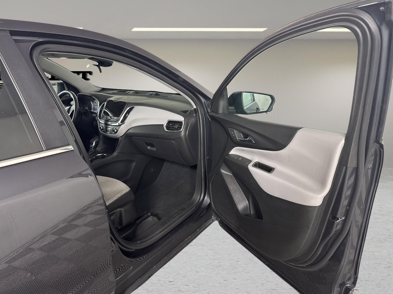 2022 Chevrolet Equinox Vehicle Photo in GEORGETOWN, TX 78626-7508