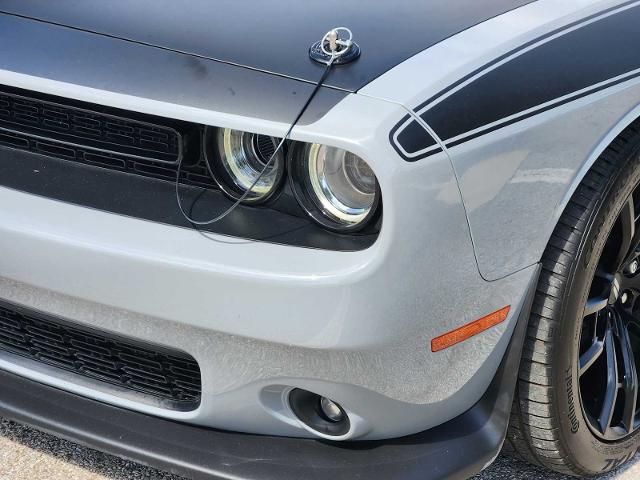 2022 Dodge Challenger Vehicle Photo in DENTON, TX 76210-9321