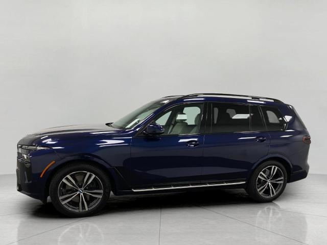 2025 BMW X7 xDrive40i Vehicle Photo in Appleton, WI 54913