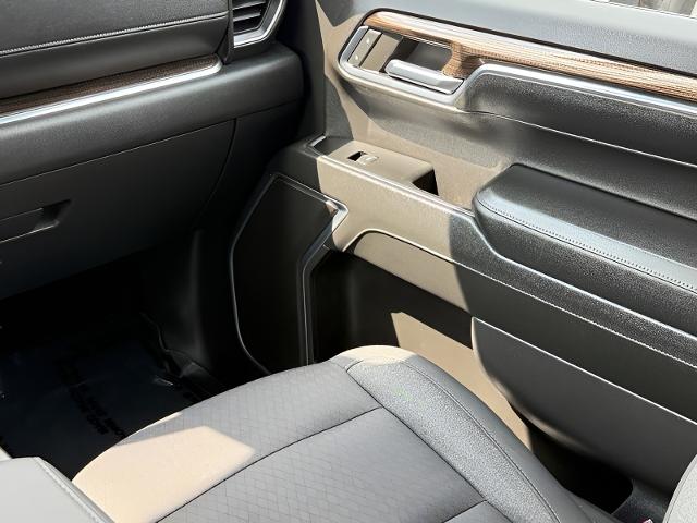 2024 Chevrolet Silverado 1500 Vehicle Photo in MIDDLETON, WI 53562-1492