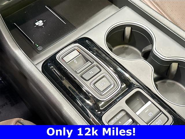 2024 Honda Pilot Vehicle Photo in EVERETT, WA 98203-5662