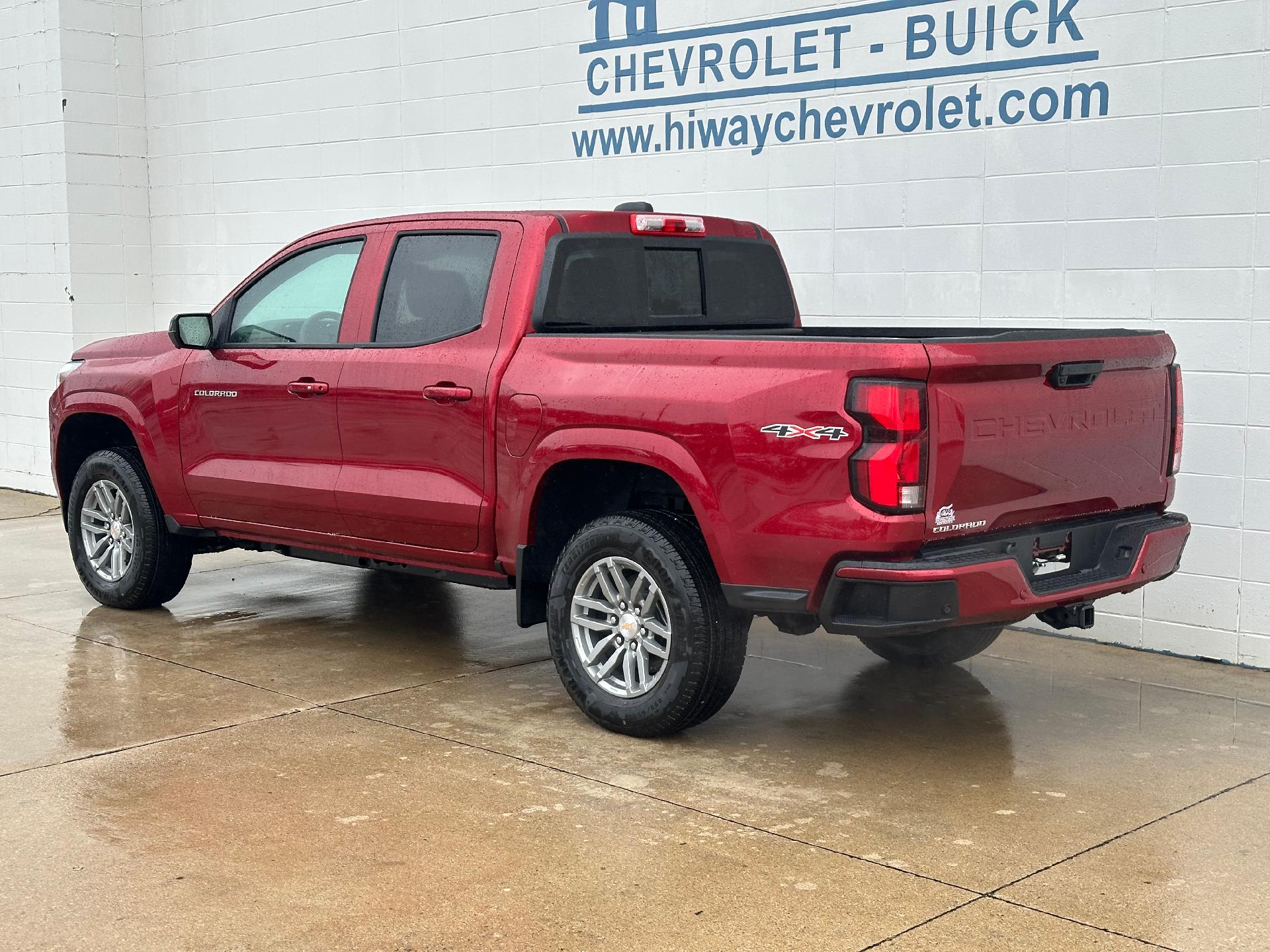 View vehicle photo 4