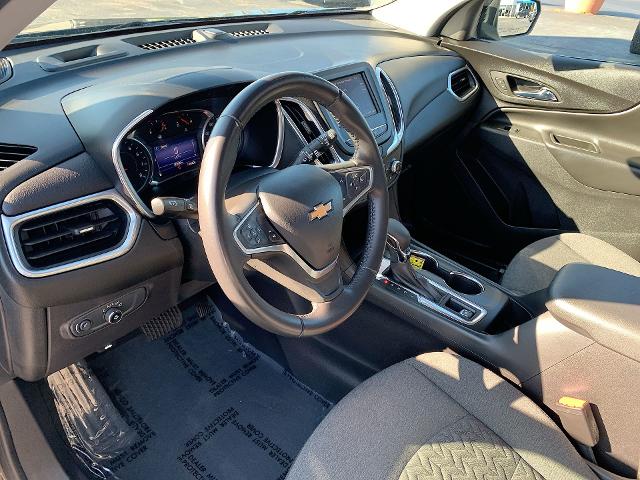 2022 Chevrolet Equinox Vehicle Photo in MOON TOWNSHIP, PA 15108-2571