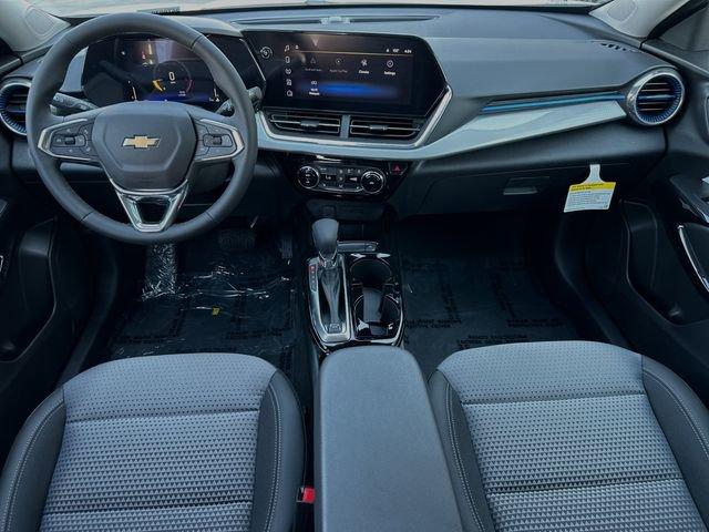 2025 Chevrolet Trax Vehicle Photo in RIVERSIDE, CA 92504-4106