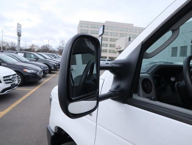 2022 Ford E-Series Cutaway Vehicle Photo in DETROIT, MI 48207-4102