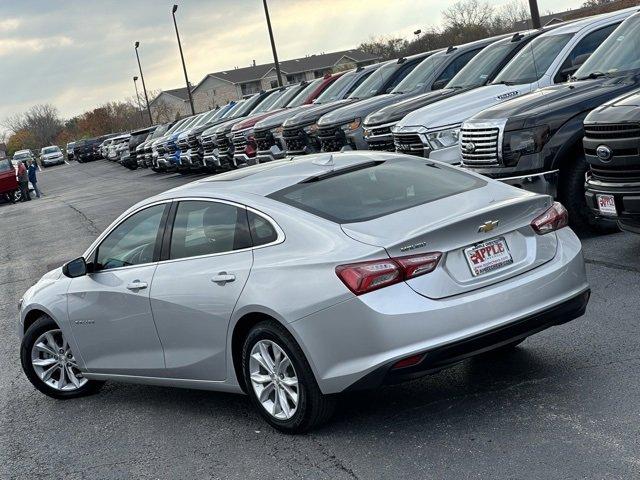 Used 2022 Chevrolet Malibu 1LT with VIN 1G1ZD5ST7NF175973 for sale in Tinley Park, IL