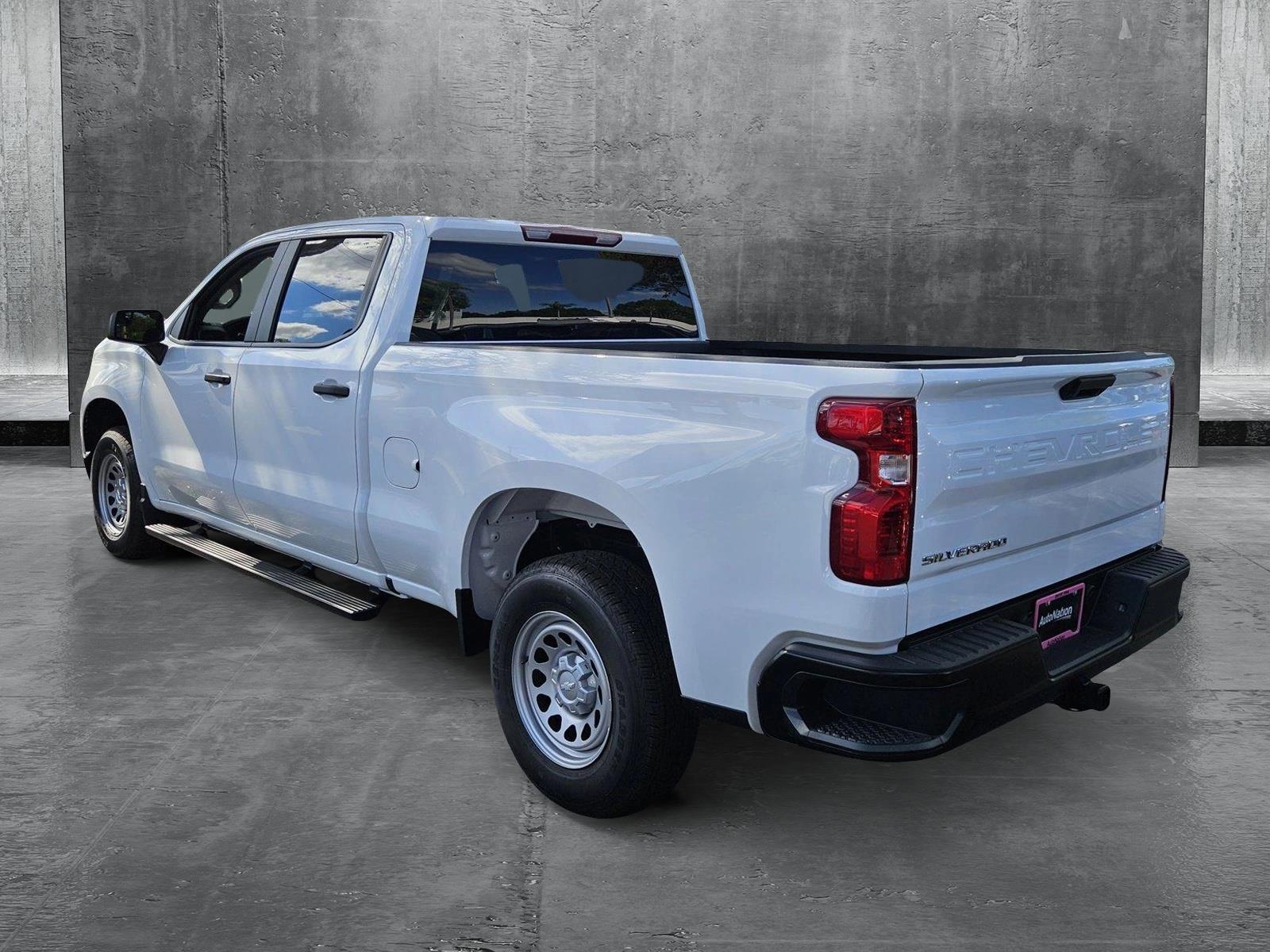 2025 Chevrolet Silverado 1500 Vehicle Photo in GREENACRES, FL 33463-3207