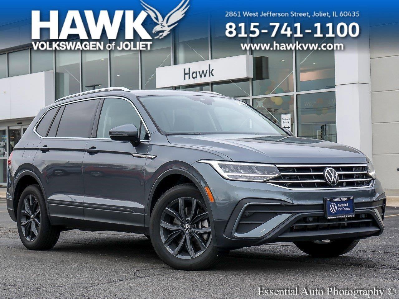 2024 Volkswagen Tiguan Vehicle Photo in Saint Charles, IL 60174