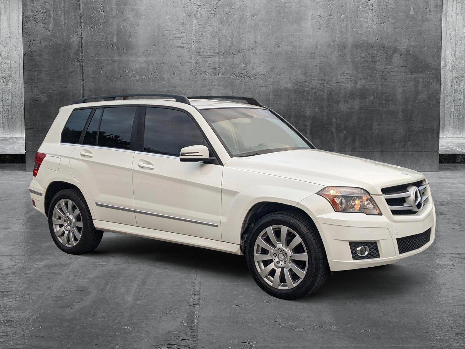 2011 Mercedes-Benz GLK-Class Vehicle Photo in PEMBROKE PINES, FL 33024-6534