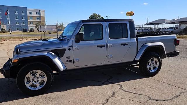 2021 Jeep Gladiator Vehicle Photo in San Angelo, TX 76901