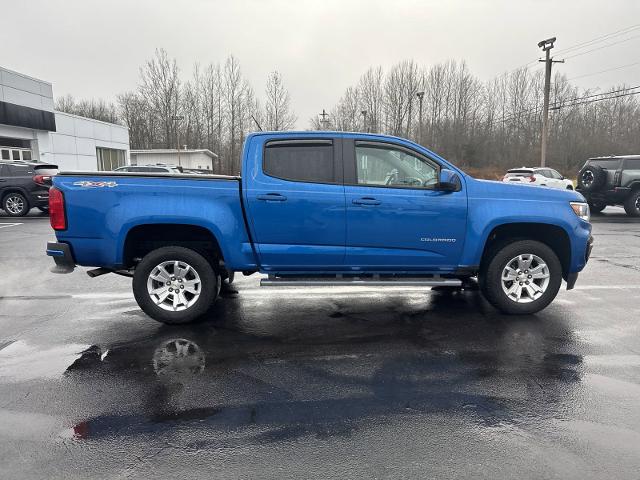 2022 Chevrolet Colorado LT photo 2