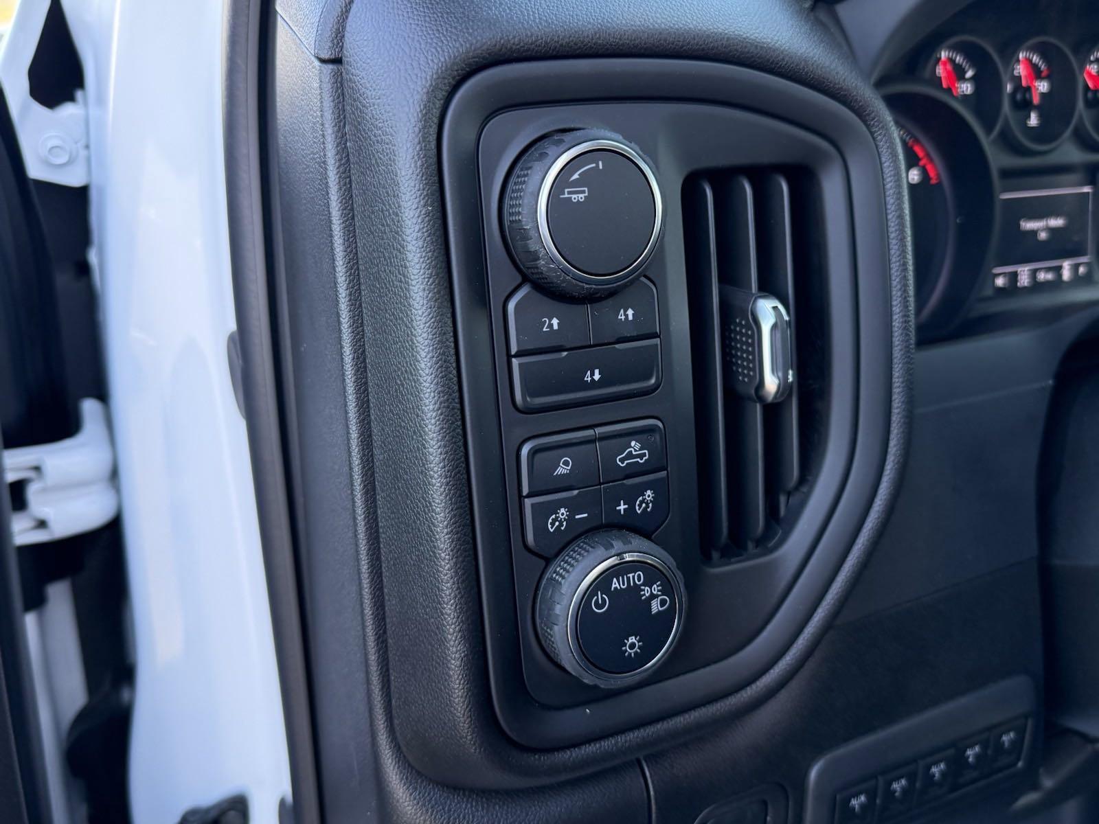 2025 Chevrolet Silverado 2500 HD Vehicle Photo in GEORGETOWN, TX 78626-7508