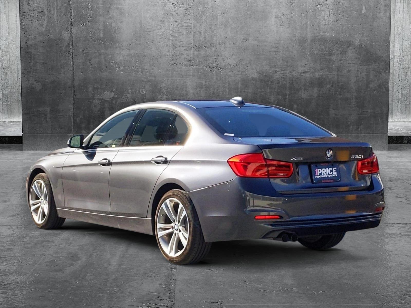 2018 BMW 330i xDrive Vehicle Photo in Towson, MD 21204