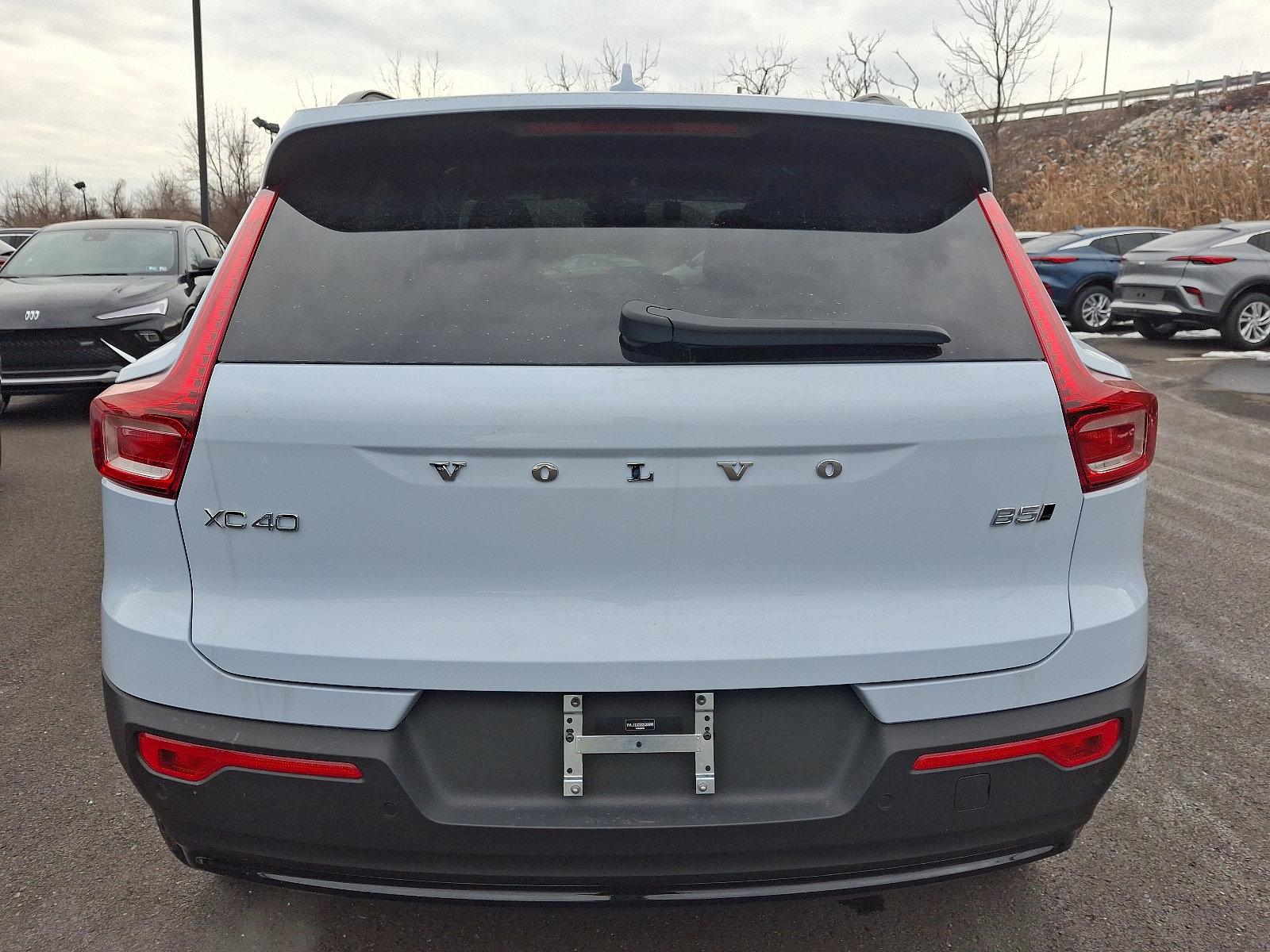 2025 Volvo XC40 Vehicle Photo in Trevose, PA 19053