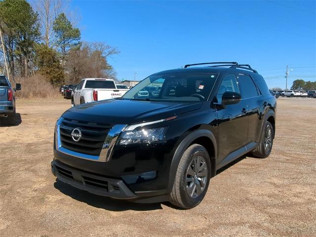 2024 Nissan Pathfinder Vehicle Photo in ALBERTVILLE, AL 35950-0246