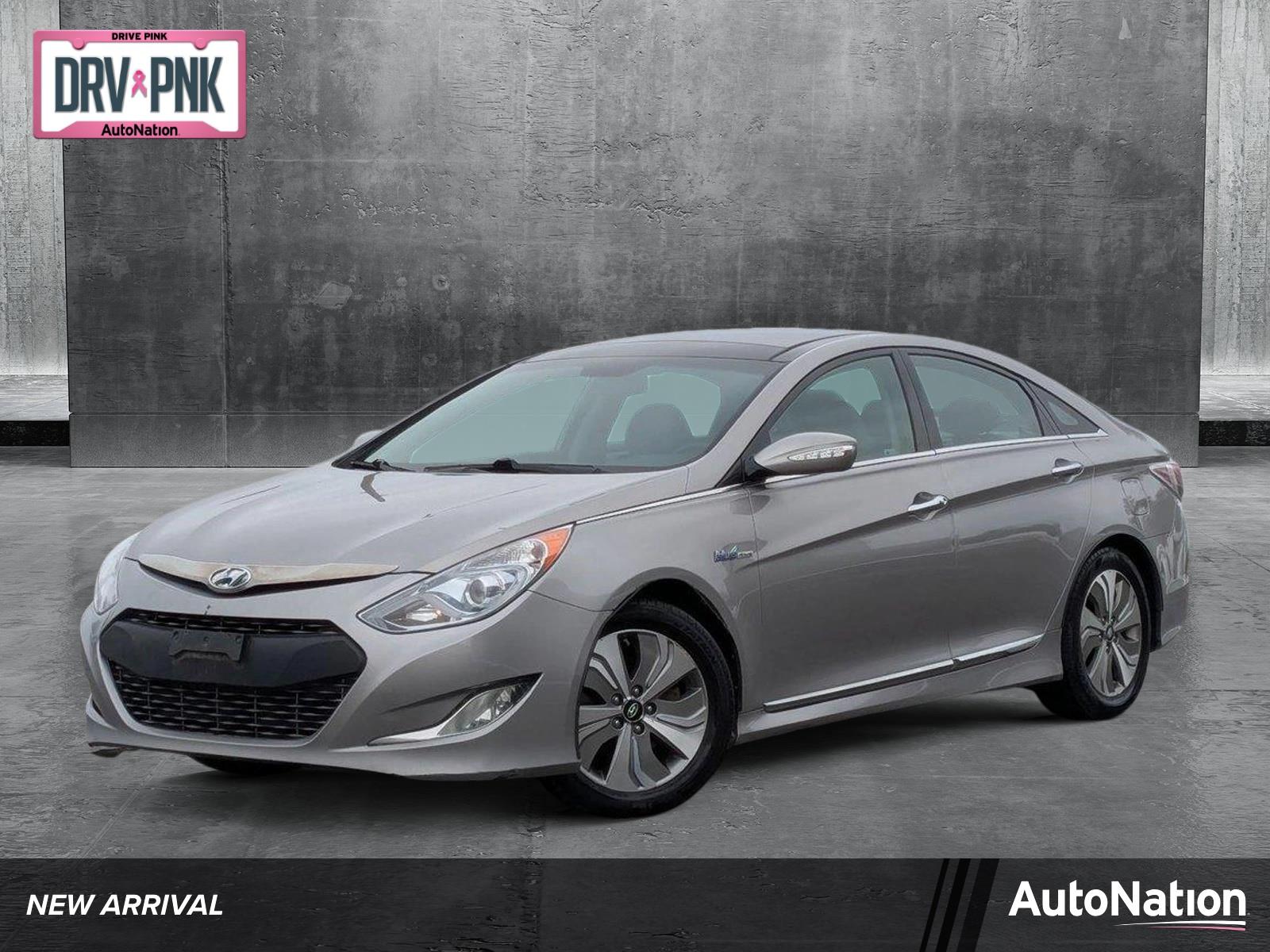 2013 Hyundai SONATA Hybrid Vehicle Photo in Spokane Valley, WA 99212