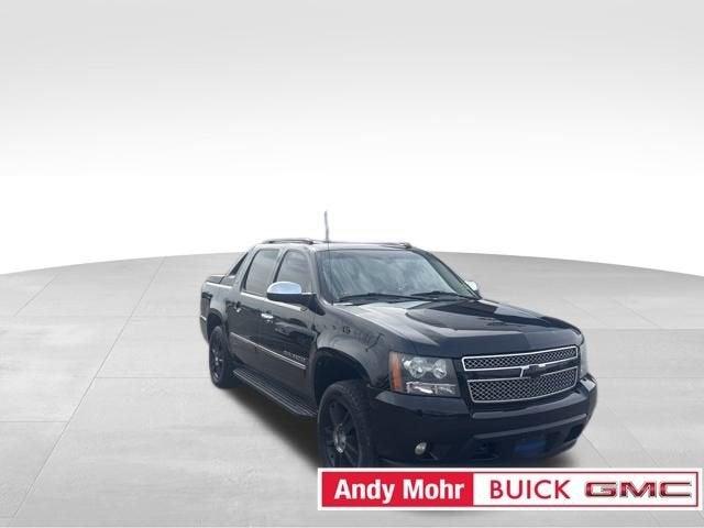 2010 Chevrolet Avalanche Vehicle Photo in Fishers, IN 46038