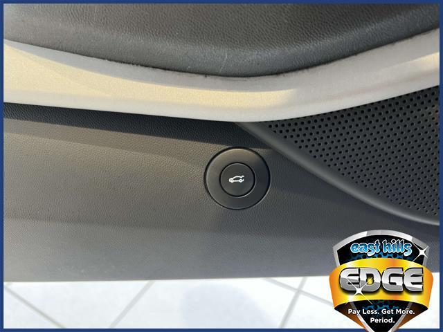 2023 Chevrolet Camaro Vehicle Photo in Roslyn, NY 11576