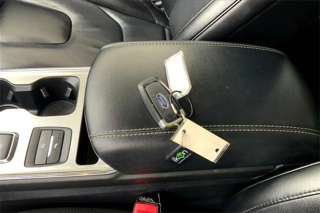 2022 Ford Edge Vehicle Photo in TOPEKA, KS 66609-0000