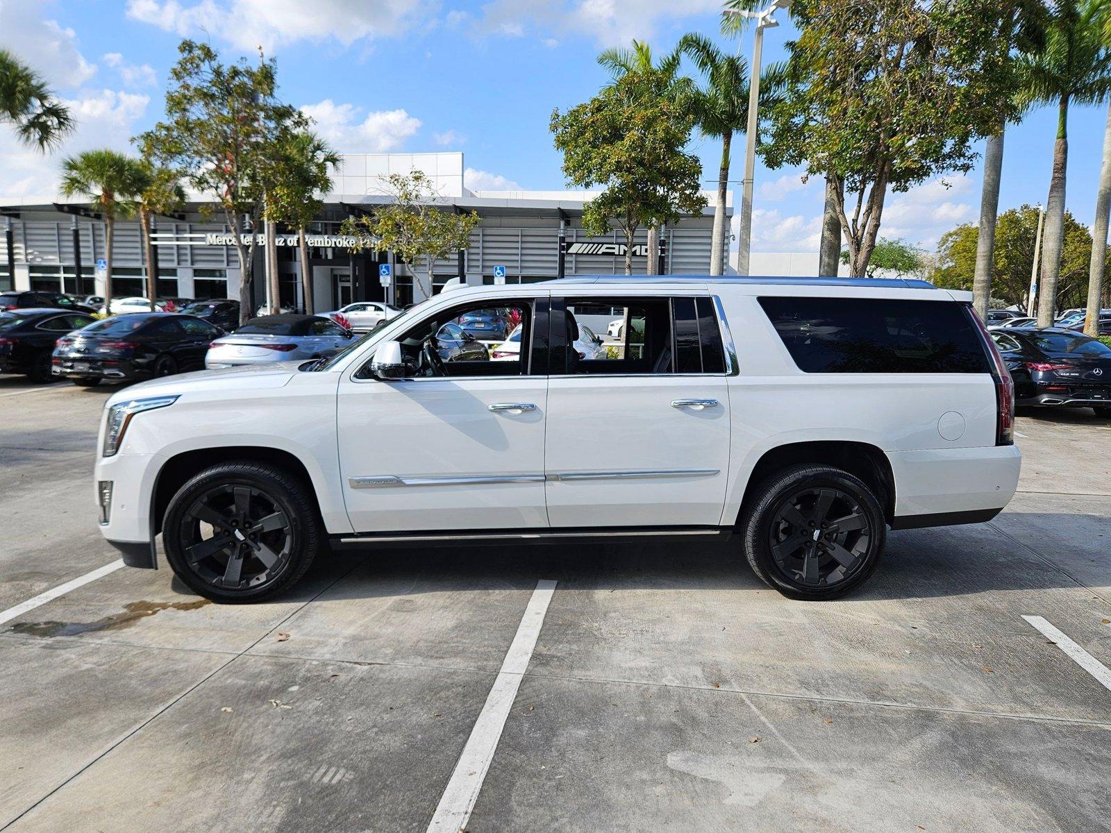 2020 Cadillac Escalade ESV Vehicle Photo in Pembroke Pines , FL 33027