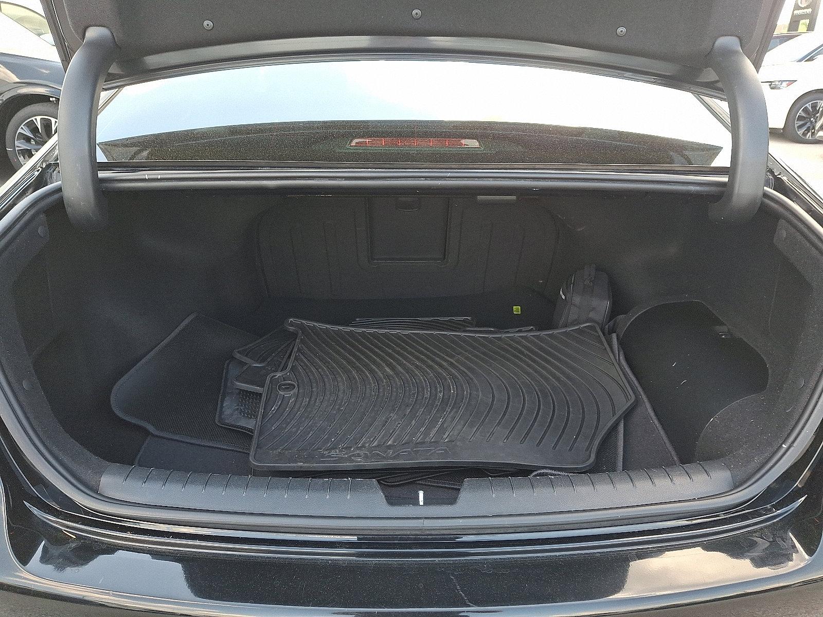 2017 Hyundai SONATA Hybrid Vehicle Photo in Trevose, PA 19053