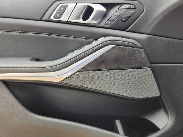 2024 BMW X7 xDrive40i Vehicle Photo in PLANO, TX 75024
