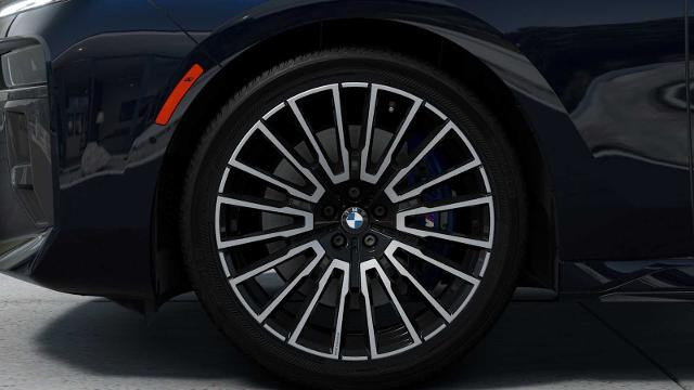 2025 BMW 760i xDrive Vehicle Photo in GRAPEVINE, TX 76051