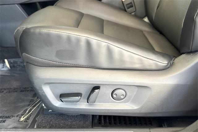 2022 Nissan Rogue Vehicle Photo in ELK GROVE, CA 95757-8703