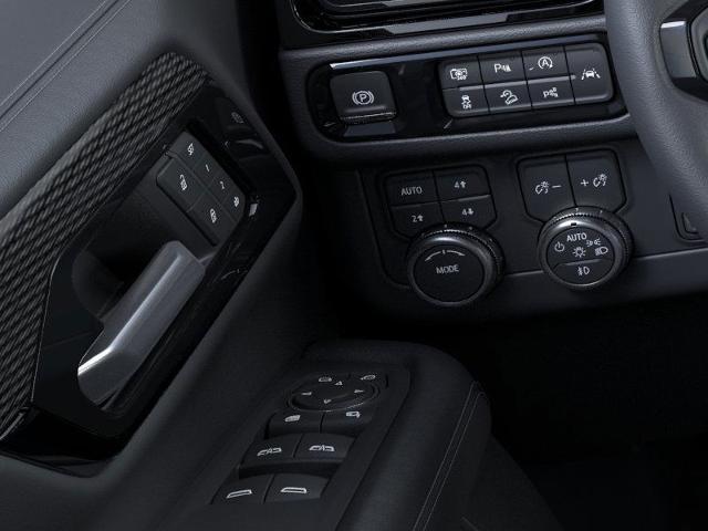 2025 GMC Yukon XL Vehicle Photo in GREEN BAY, WI 54303-3330