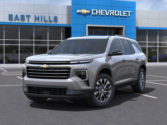2025 Chevrolet Traverse Vehicle Photo in Roslyn, NY 11576