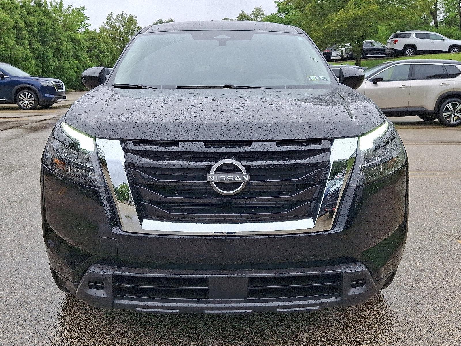 2025 Nissan Pathfinder Vehicle Photo in Jenkintown, PA 19046