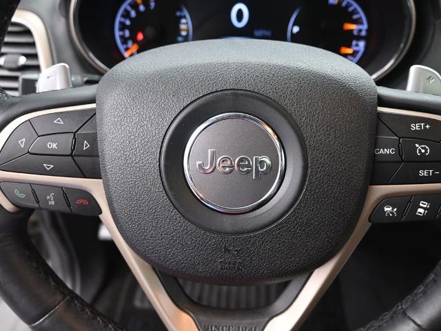 2015 Jeep Grand Cherokee Vehicle Photo in Cedar Rapids, IA 52402