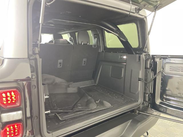 2024 Ford Bronco Vehicle Photo in GILBERT, AZ 85297-0402
