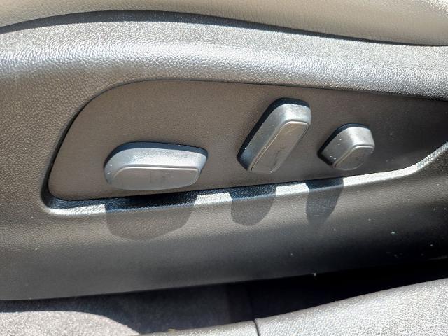 2023 Cadillac XT4 Vehicle Photo in Weatherford, TX 76087